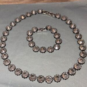 Stella and Dot Regency necklace and bracelet set silver tone